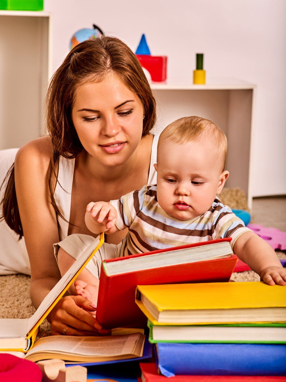 Bringing Up Bookworms – The Importance of Reading to Your Child