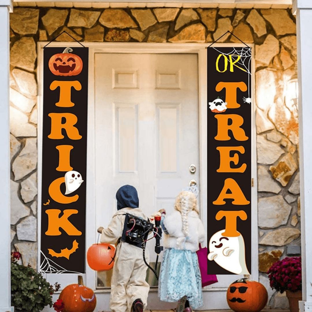 Black Halloween Banner Trick or Treat