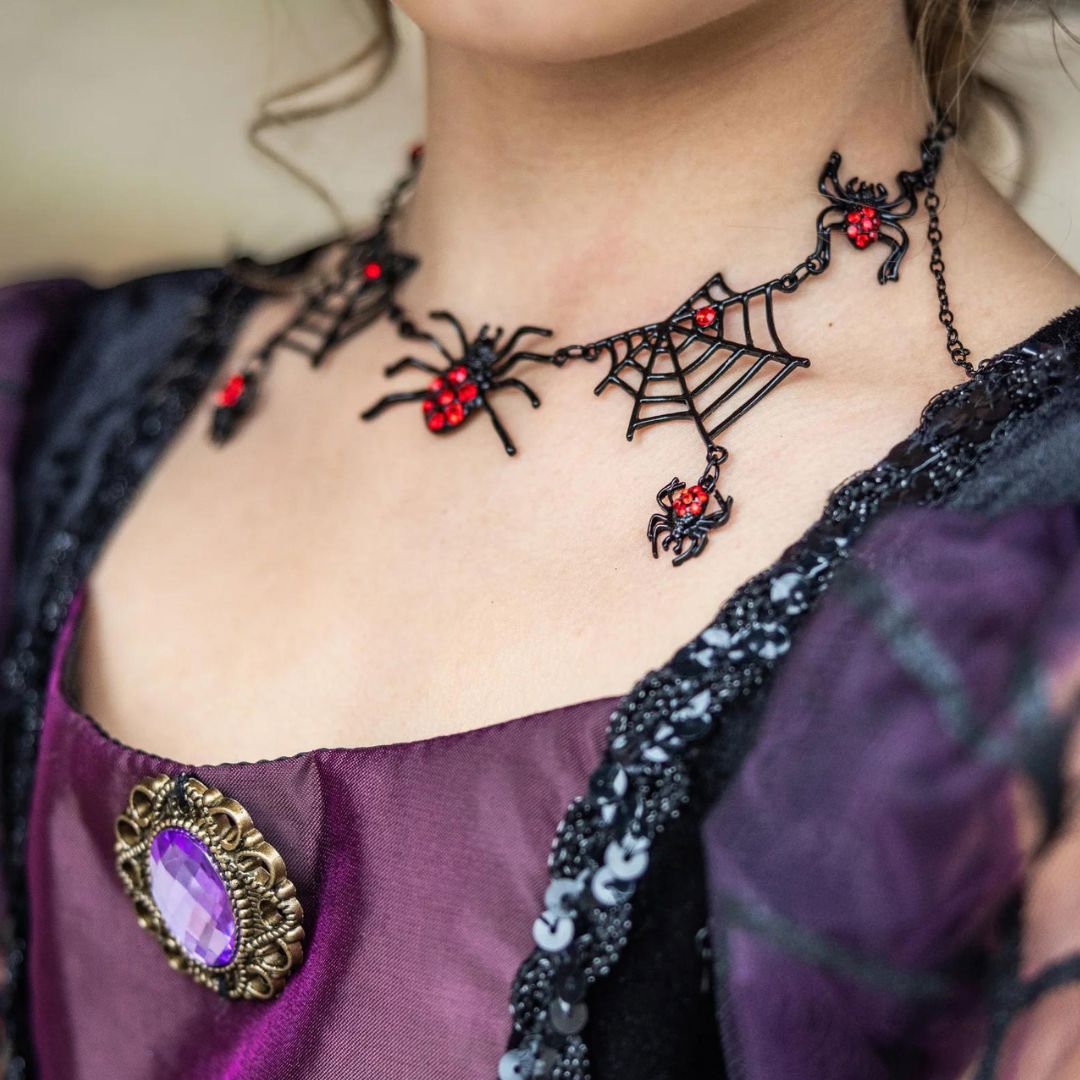 Tangled Web Necklace