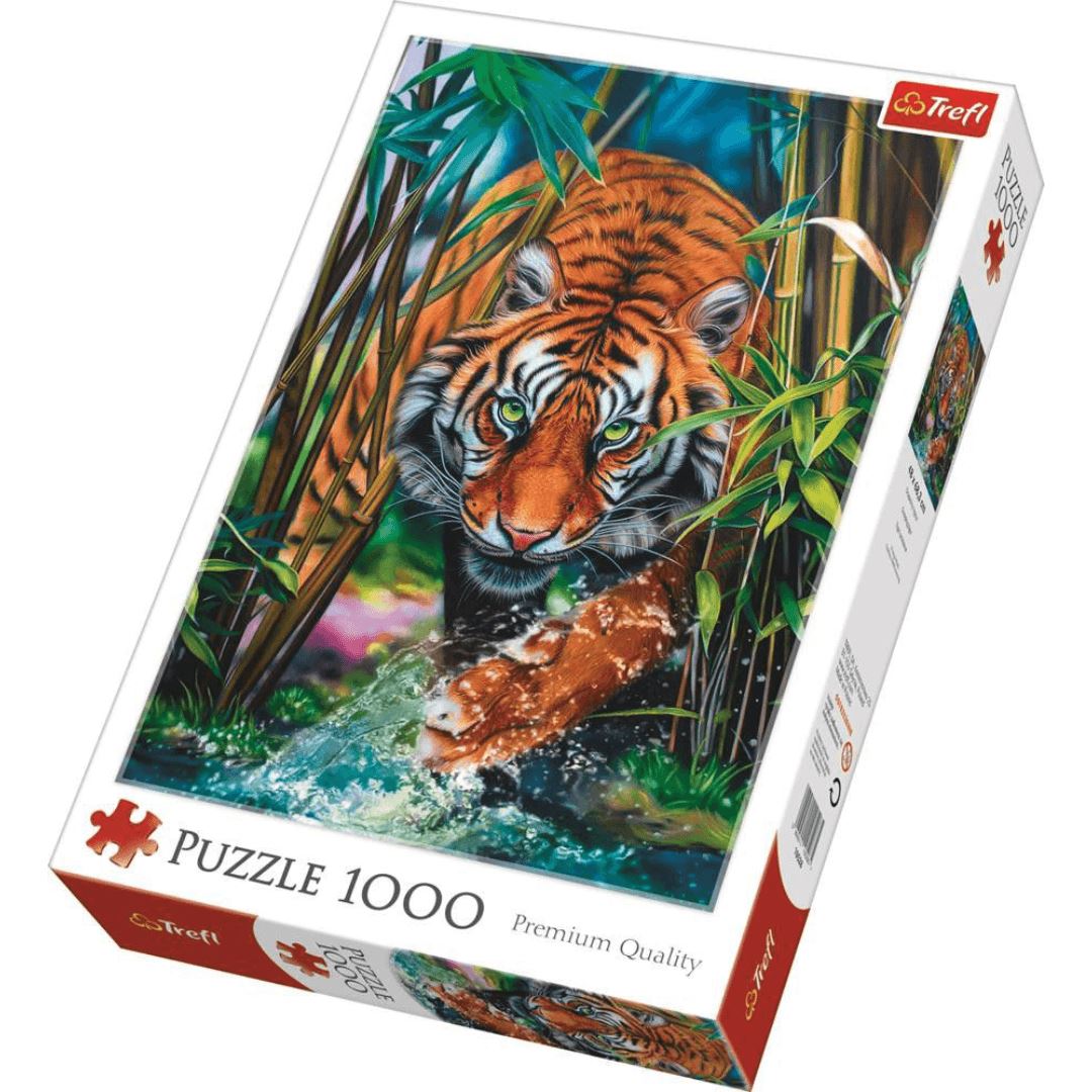 Trefl Puzzle 1000PC Grasping Tiger